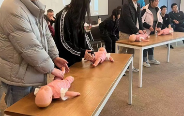 个人急救培训课2 个人急救培训课2