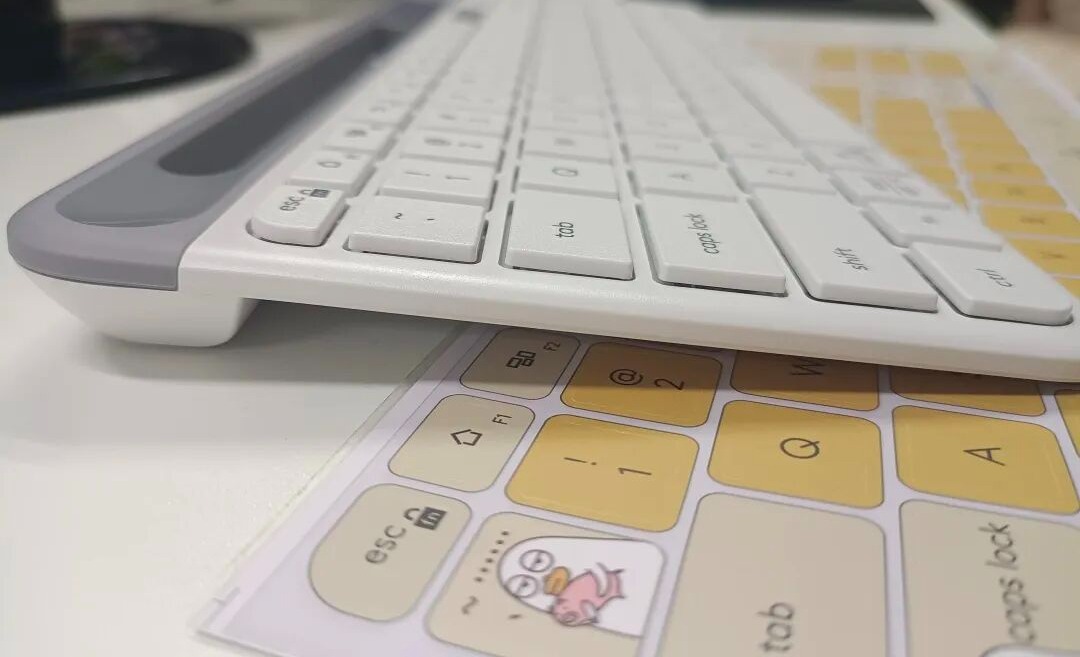 无线办公新体验，罗技K580键盘详细评测