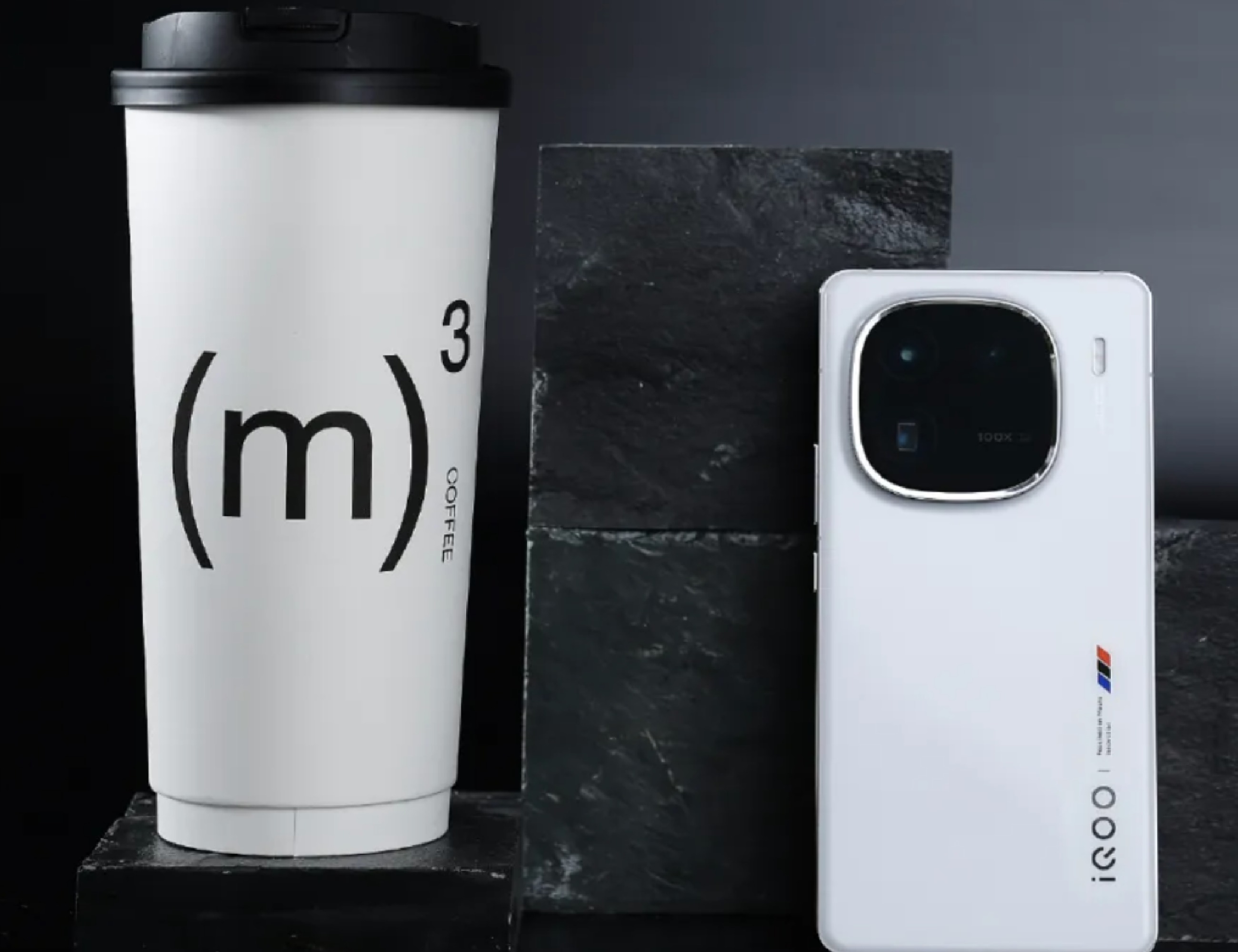 免费领iQOO联名编织手机包！