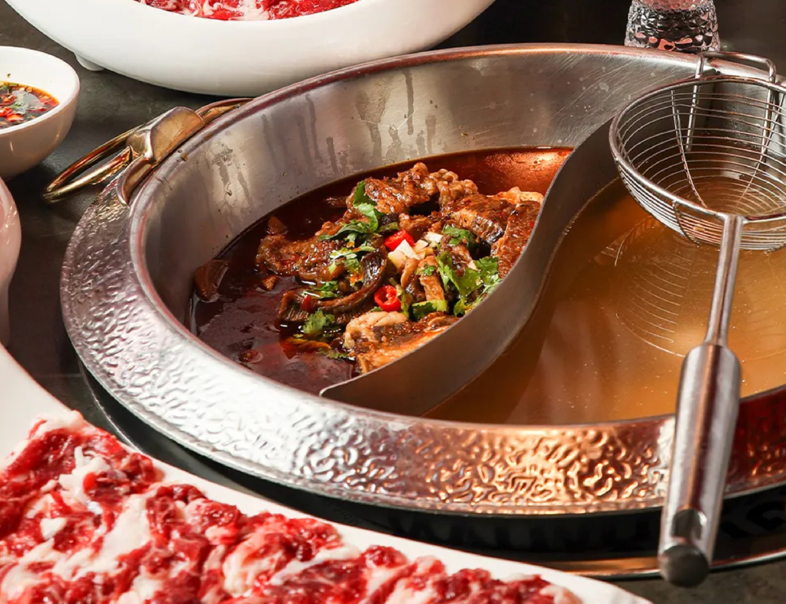 6000份左庭右院火锅免费吃！